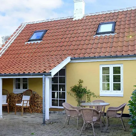 4 Person In * Skagen